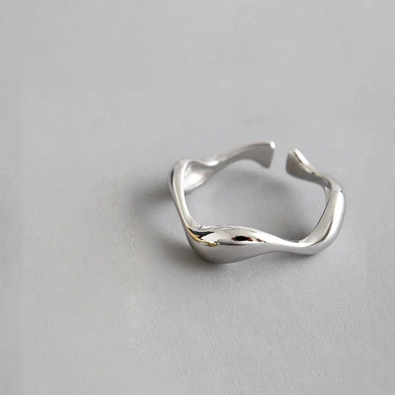 Bague ondulée plaqué or – Lise