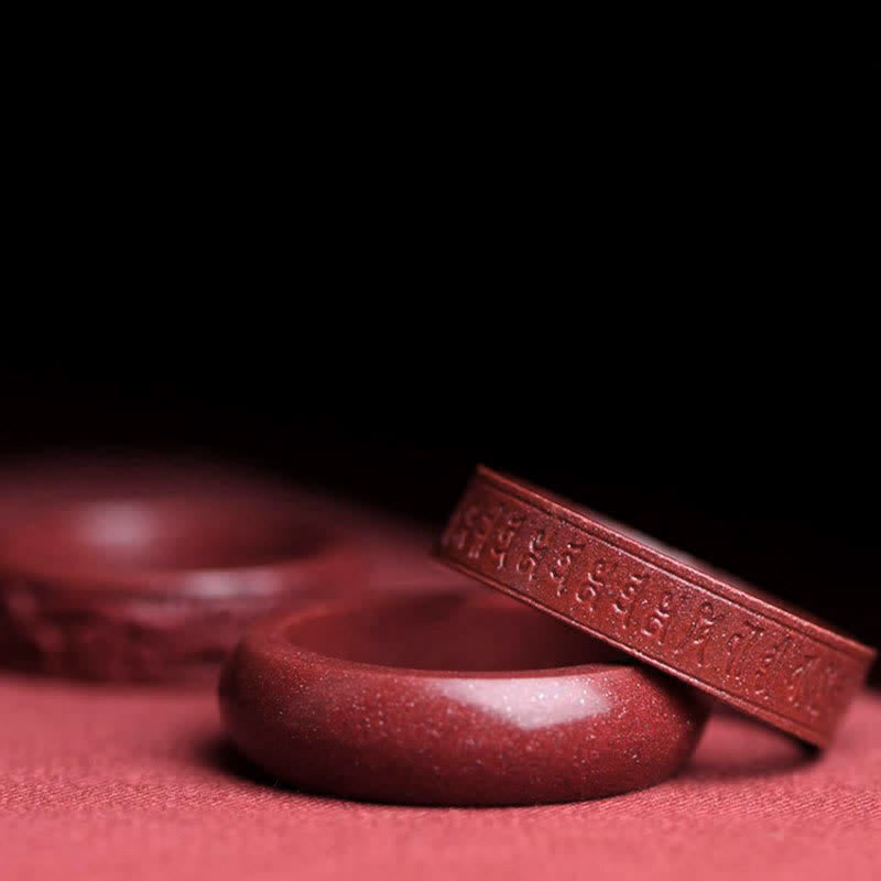Bague cinabre rouge gravée nuages – Léo