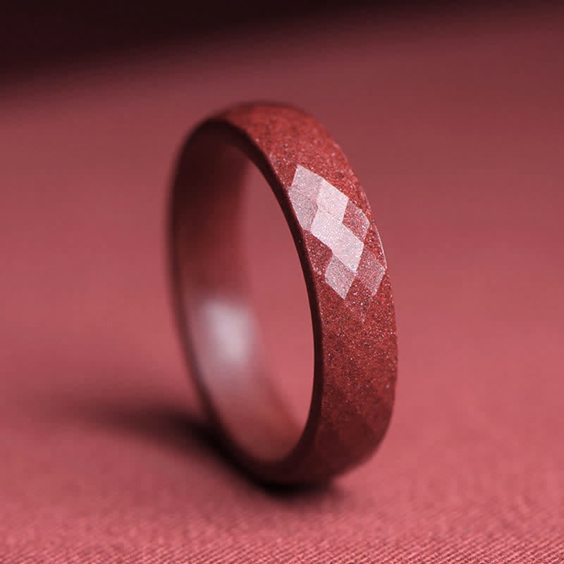 Bague cinabre rouge gravée nuages – Léo