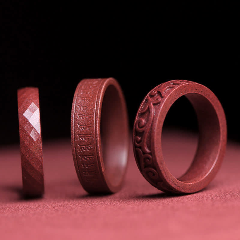 Bague cinabre rouge gravée nuages – Léo