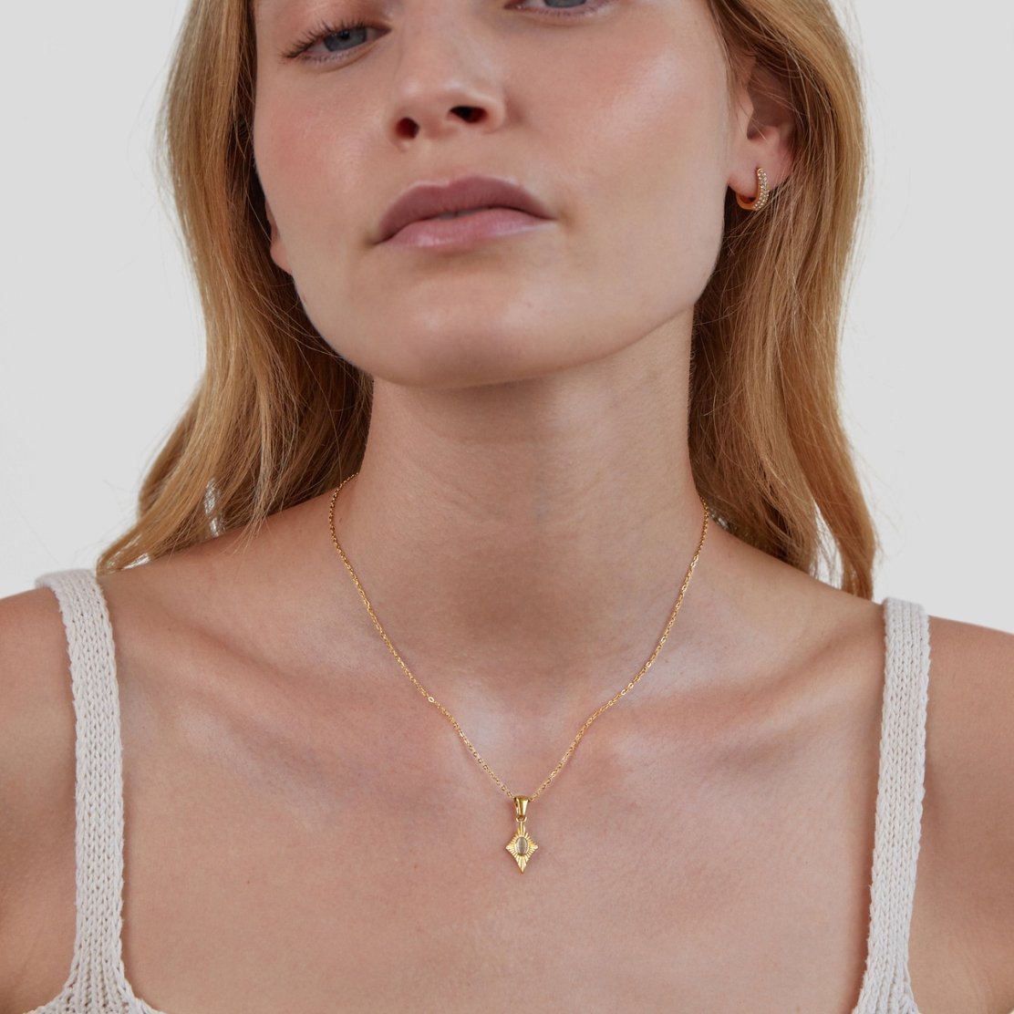 Collier pendentif losange or opale – Lila