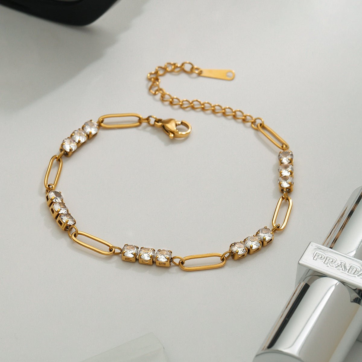 Bracelet chaîne dorée cristaux or – Léo
