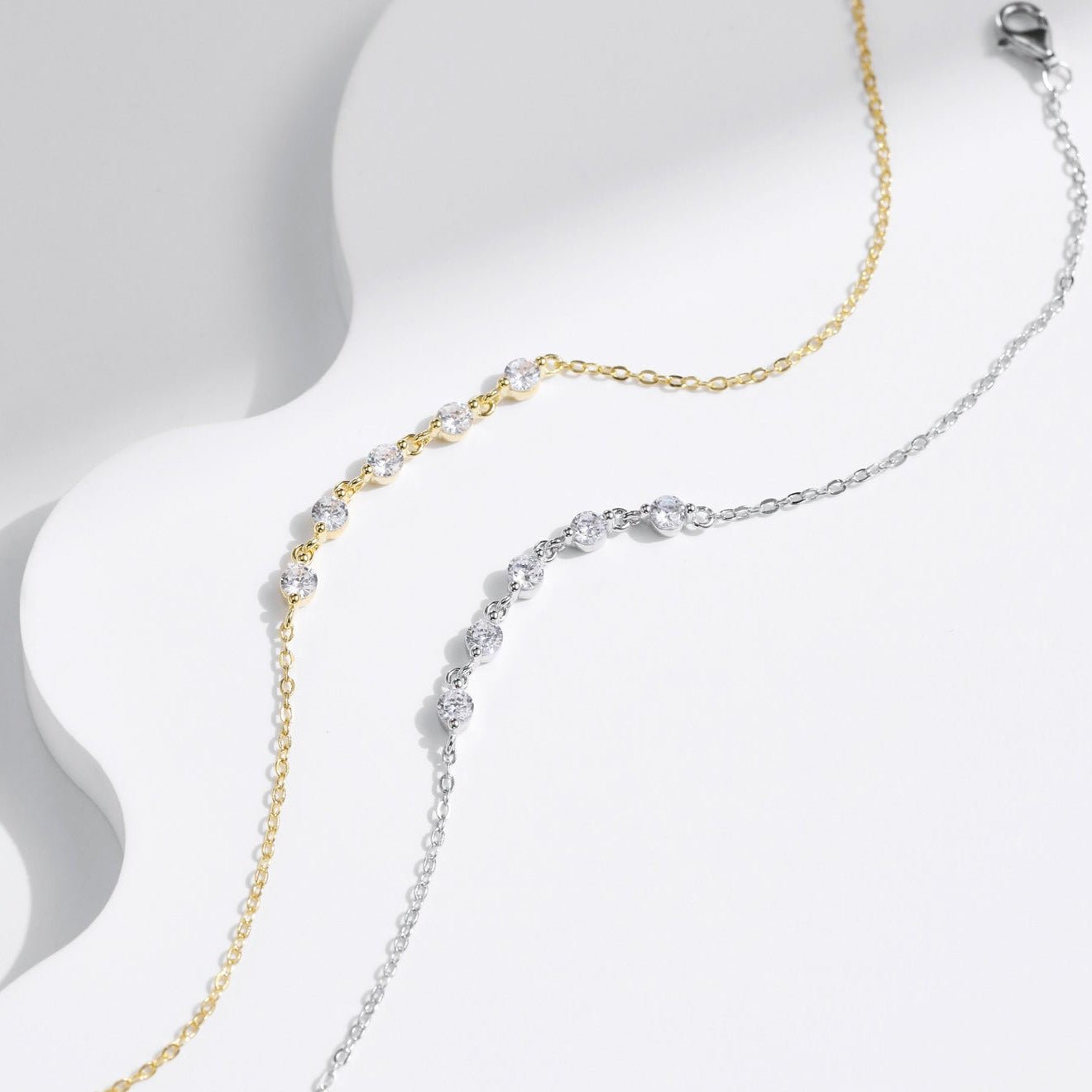 Bracelet chaîne fine pierres transparentes argent – Lila
