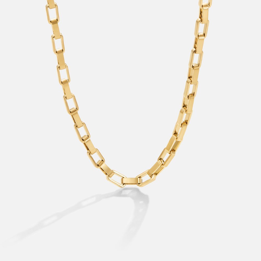 Collier chaîne fine maillons rectangles Or – Delphine