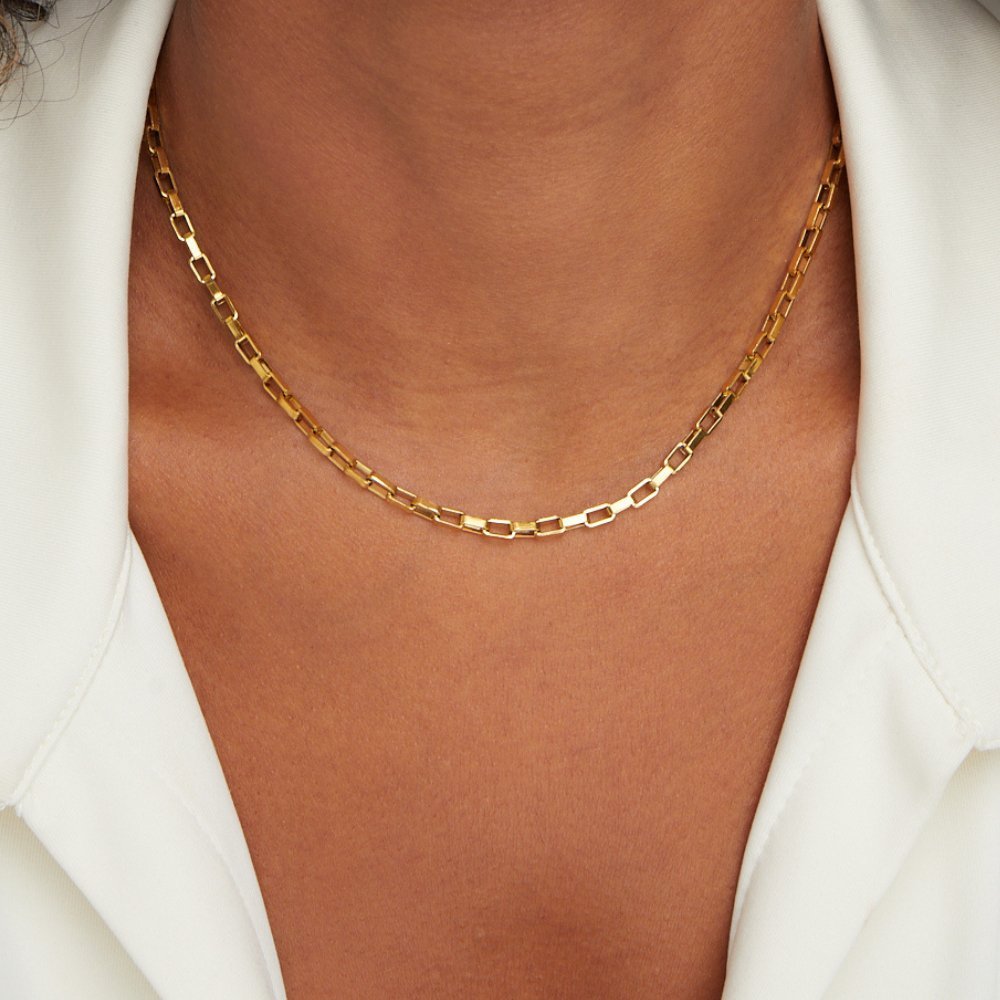 Collier chaîne fine maillons rectangles Or – Delphine