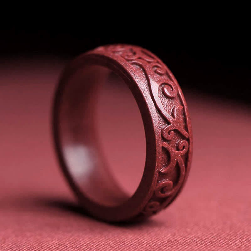 Bague cinabre rouge gravée nuages – Léo