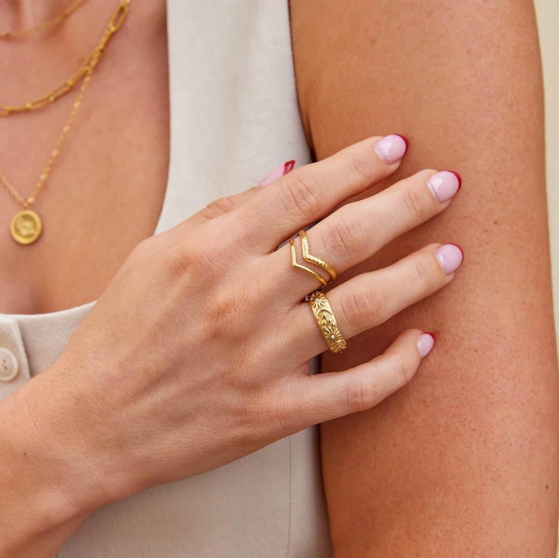 Bague ornements célestes or pierre claire – Éloïse