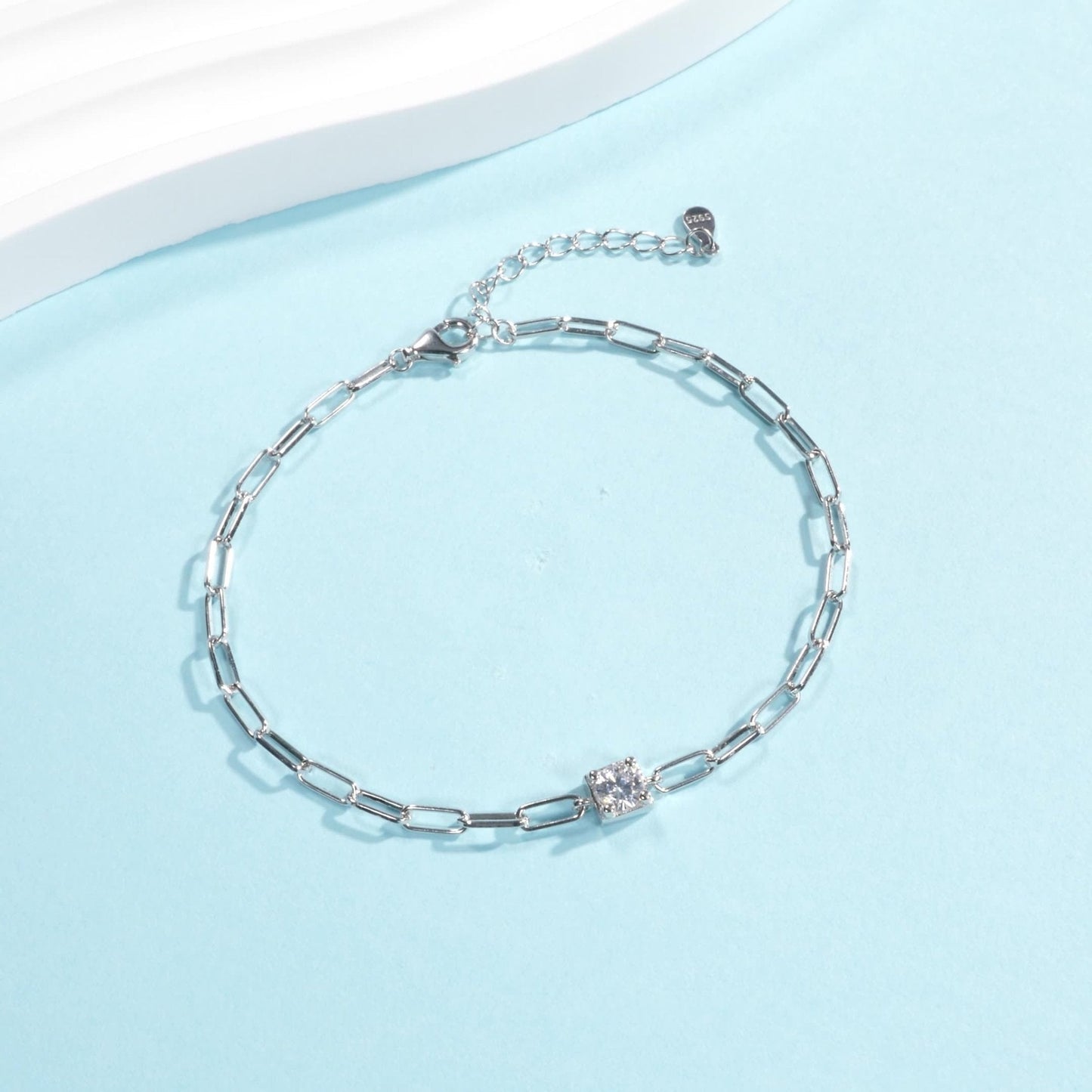 Bracelet chaîne argent maillons rectangulaires zircon – Ines
