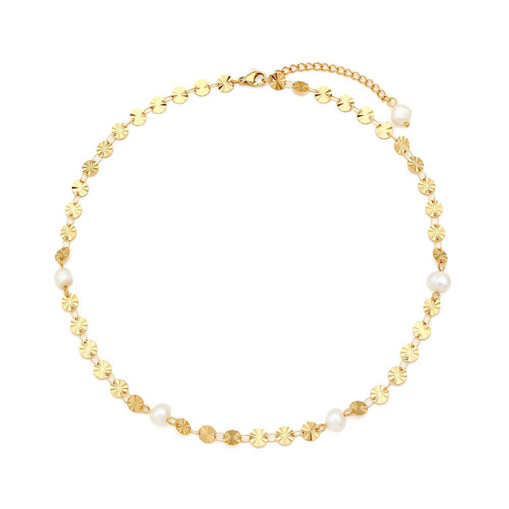 Collier maillons dorés perles blanches irrégulières – Liora