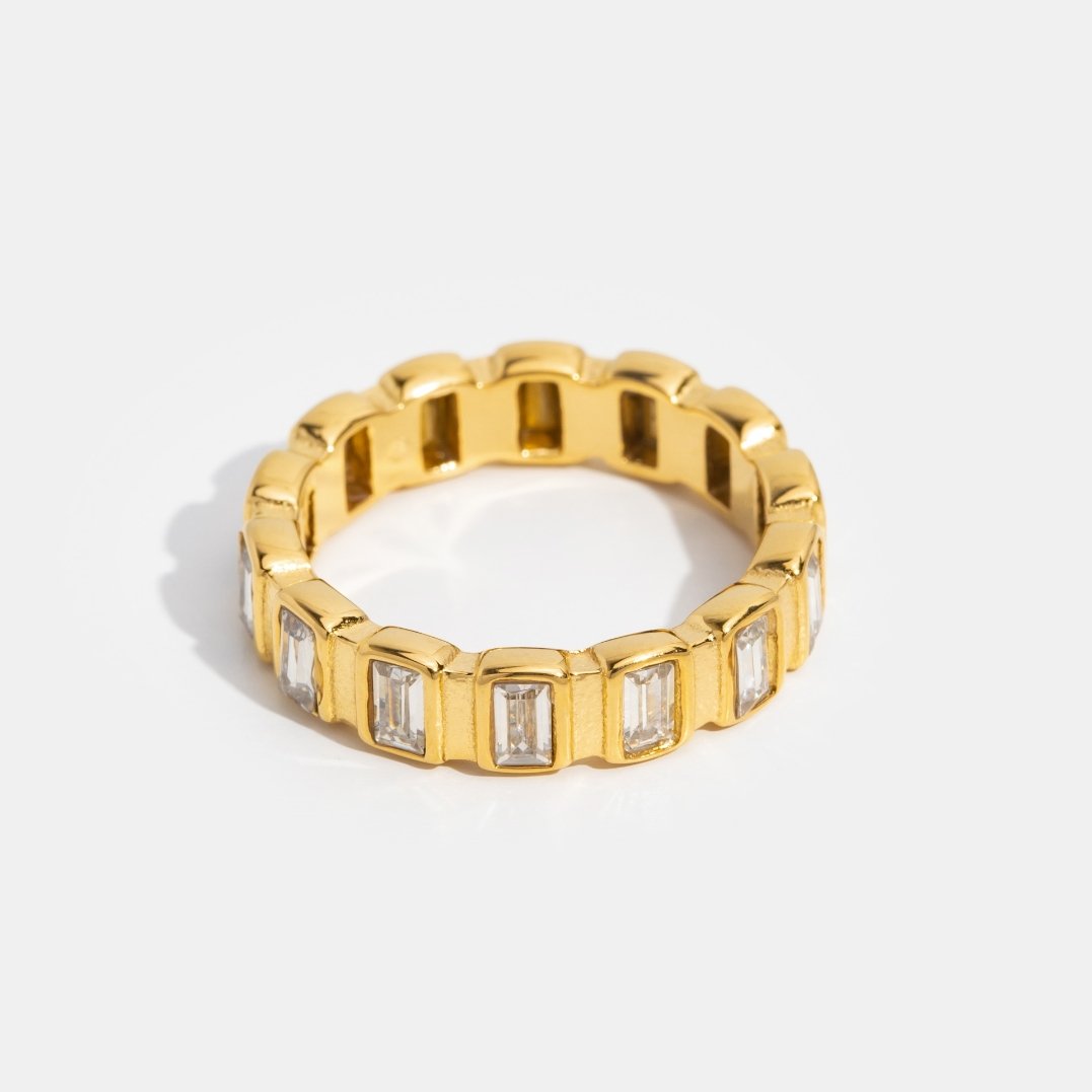 Bague rectangulaire or serti clos – Léo