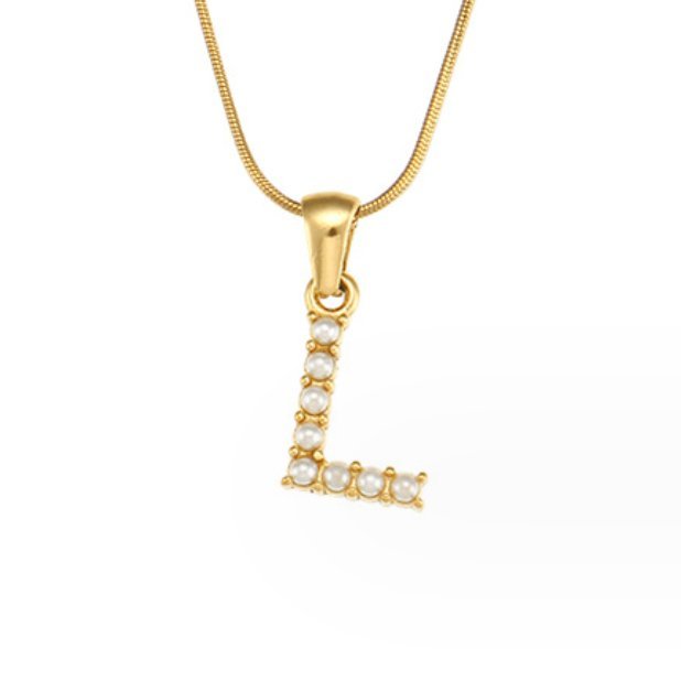 Collier doré avec pendentif lettre Perle – Sanne