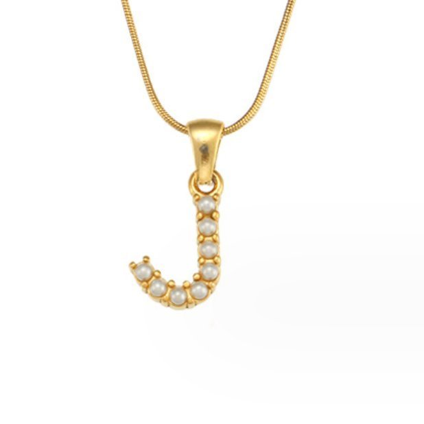 Collier doré avec pendentif lettre Perle – Sanne