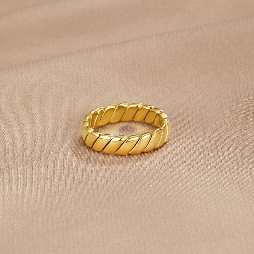 Bague torsadée élégante Or – Léa