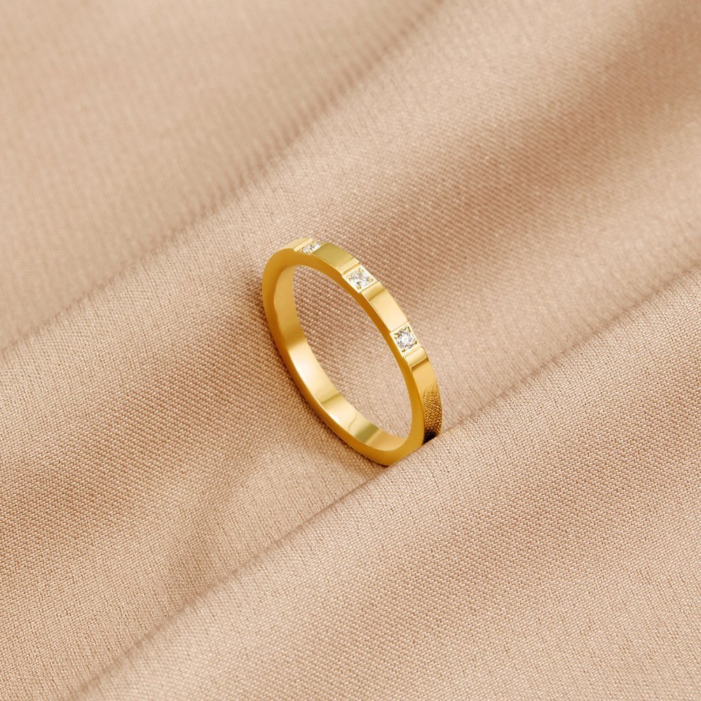 Bague fine minimaliste or cristaux – Léo