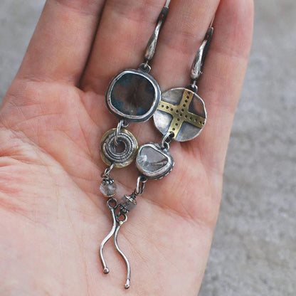 Boucles d’oreilles pendantes argent croix bleues – Léo
