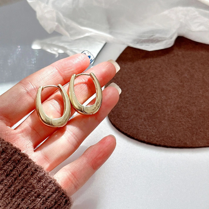 Boucles d'Oreilles en Forme de Goutte Dorées