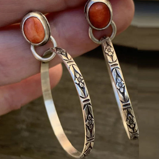 Boucles d’oreilles pendantes argent gravé pierre orange – Lila