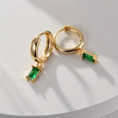 Boucles d'oreilles élégantes en zircone carrée