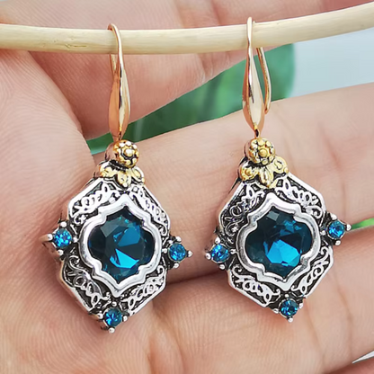 Boucles d'oreilles à Crochet en Plaqué or avec Cristaux Bleus