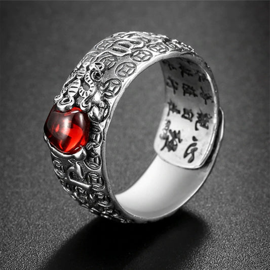 Bague argentée gravée grenat rouge – Léo