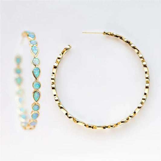 Boucles d'Oreilles Créoles Dorées avec Opale Bleue Vintage