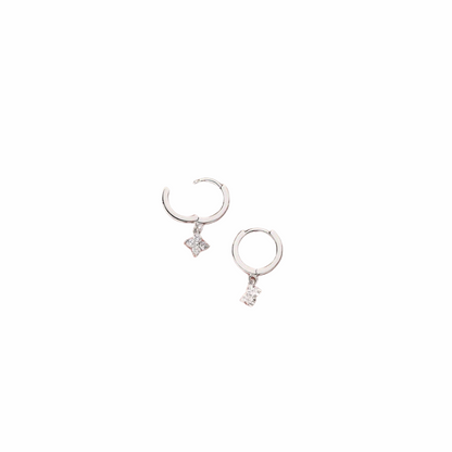 Boucles d'oreilles à quatre feuilles avec zircon