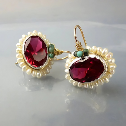 Boucles d'oreilles vintage cristal rouge plaqué or