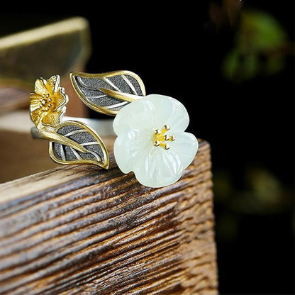 Bague fleur jade blanc plaqué argent – Lila