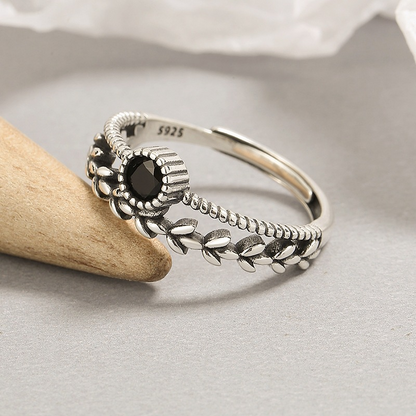 Bague argent pierre noire feuilles fines – Léo