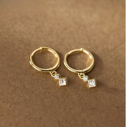 Créoles avec pendentif losange en zircon