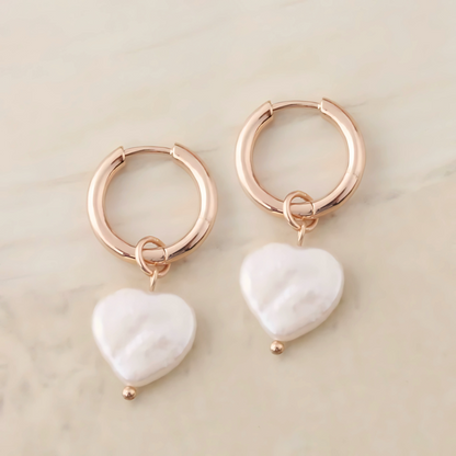 Boucles d'oreilles créoles cœur avec perles plaqué or