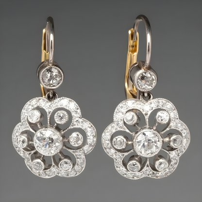 Boucles d'Oreilles en Hoops avec Zircon en Forme de Fleur
