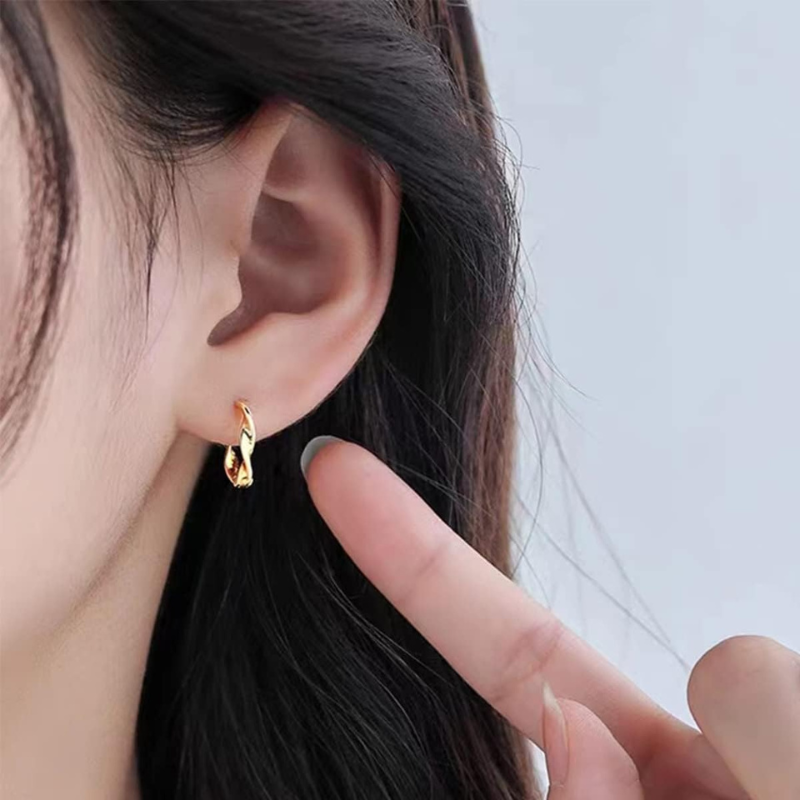 Boucles d'oreilles torsadées élégantes