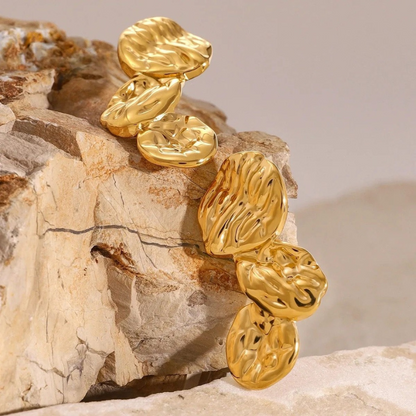 Boucles d'oreilles triple pétale plaquées or