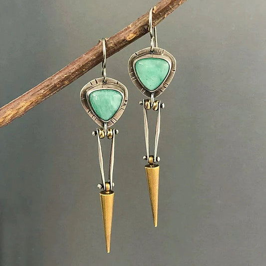 Boucles d’oreilles pendantes résine verte métal doré – Lila