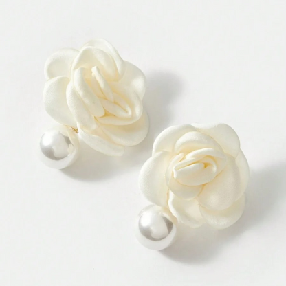 Boucles d'oreilles fleurs et perles