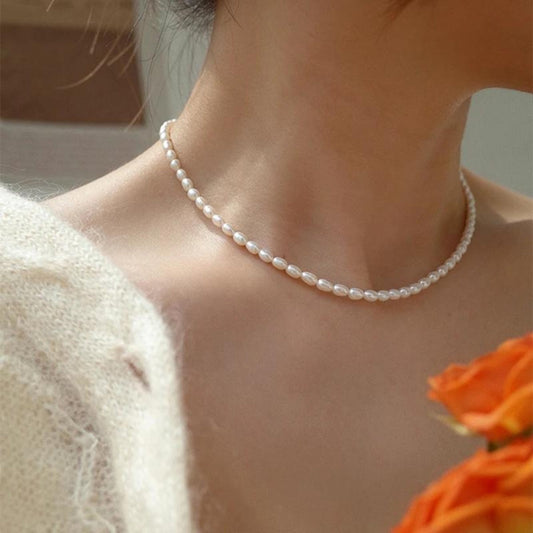 Collier perles ovales blanc nacré – Lise
