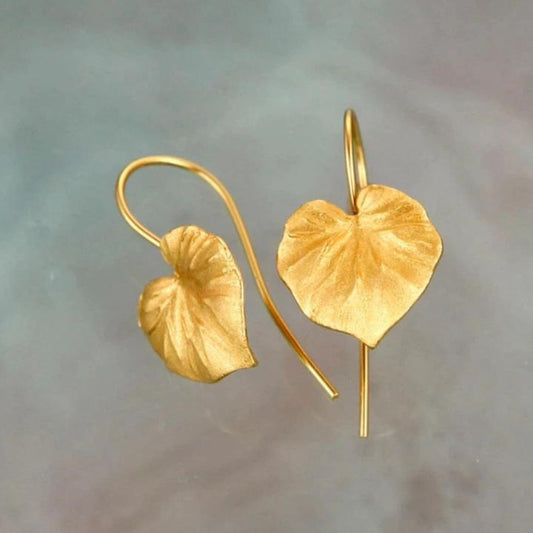 Boucles d’oreilles pendantes feuille Or – Léa
