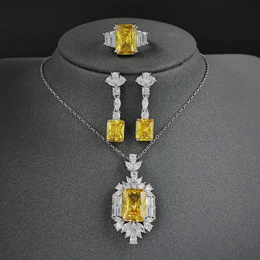 Collier pendentif géométrique argent cristal zircon – Lise