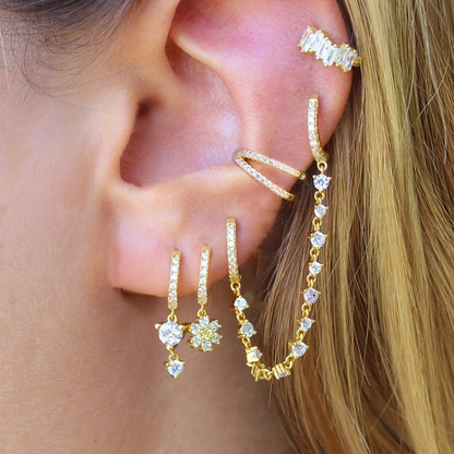 Set de boucles d'oreilles en or plaqué avec zirconia étincelant