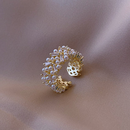 Bague fine or perles blanches – Lila