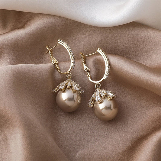 Boucles d’oreilles perle dorée cristaux – Lise