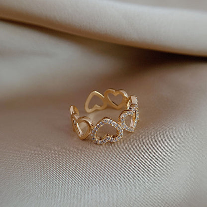 Bague fine or perles blanches – Lila