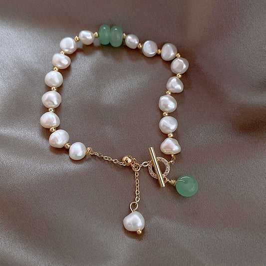Bracelet perles irrégulières blanches doré – Léo
