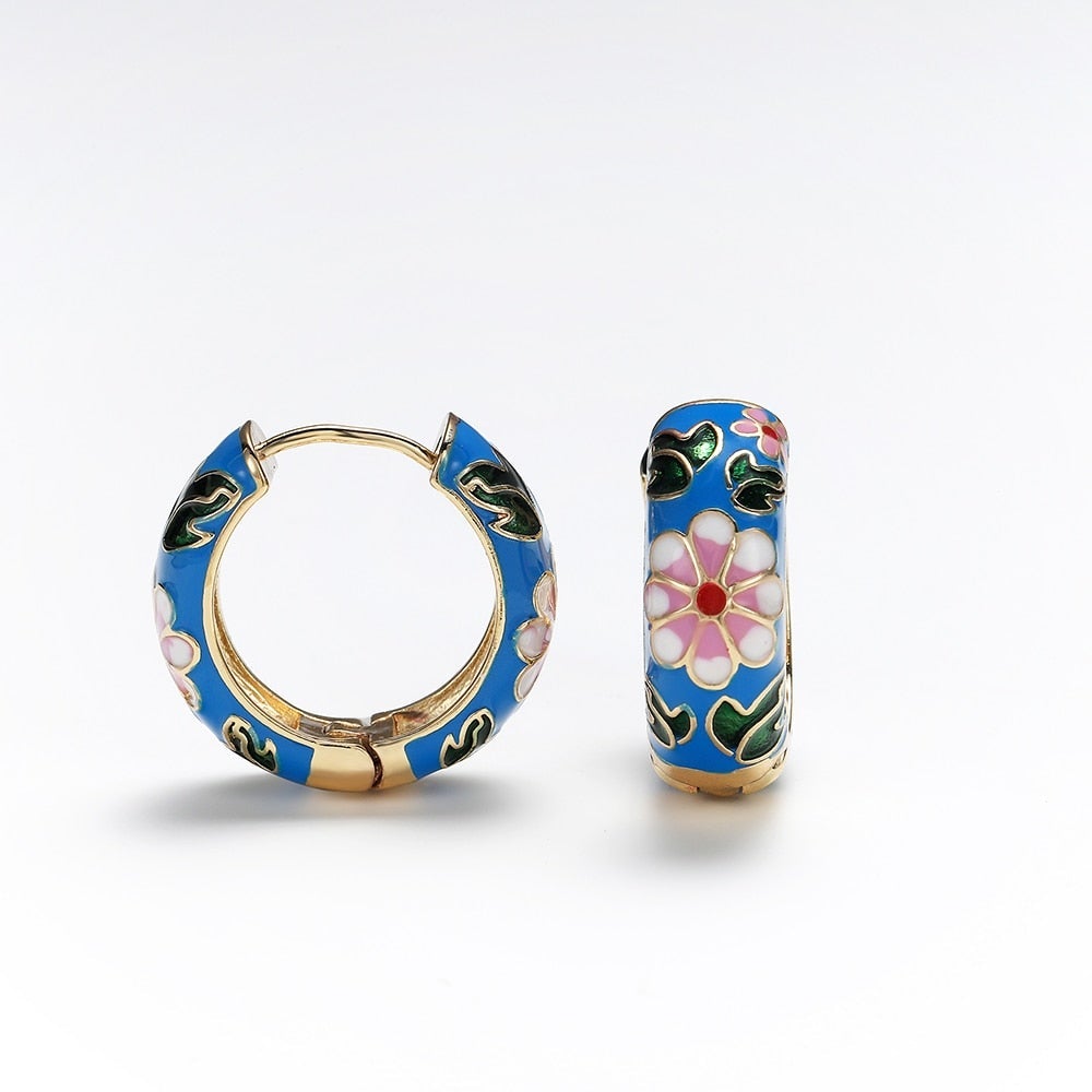 Créoles dorées émail bleu motif floral – Lila