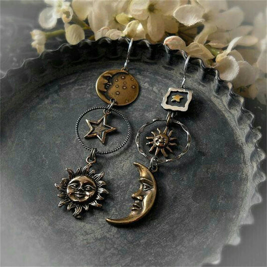 Boucles d’oreilles pendantes bronze soleil lune – Lila
