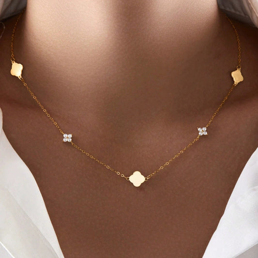 Collier pendentifs trèfle cristaux or – Inès