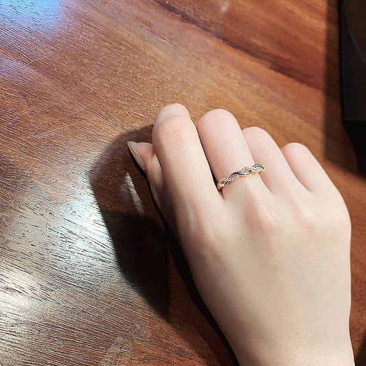 Bague torsadée or zirconias – Lise