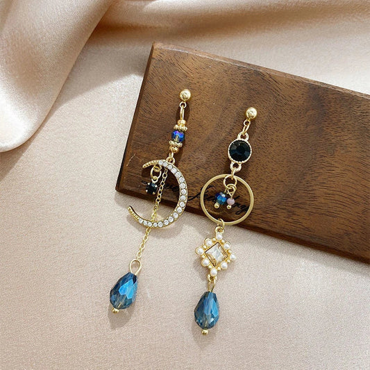 Boucles d’oreilles pendantes doré cristal bleu croissant – Lila