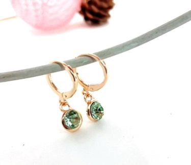 Créoles pendentifs cristaux verts Or – Lise